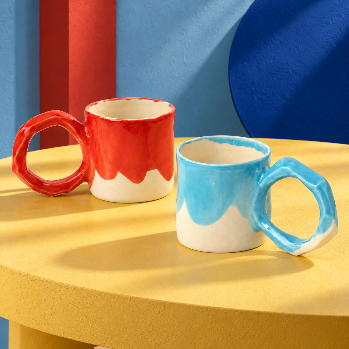 Set of 2 Mugs with Large Handles