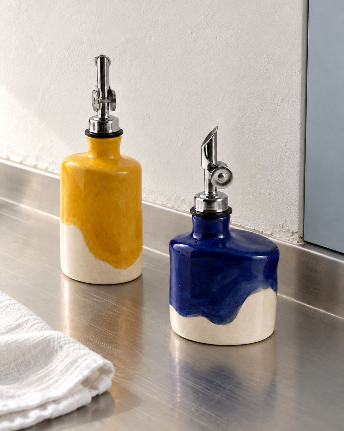 Bauhaus Olive Oil & Vinegar Set