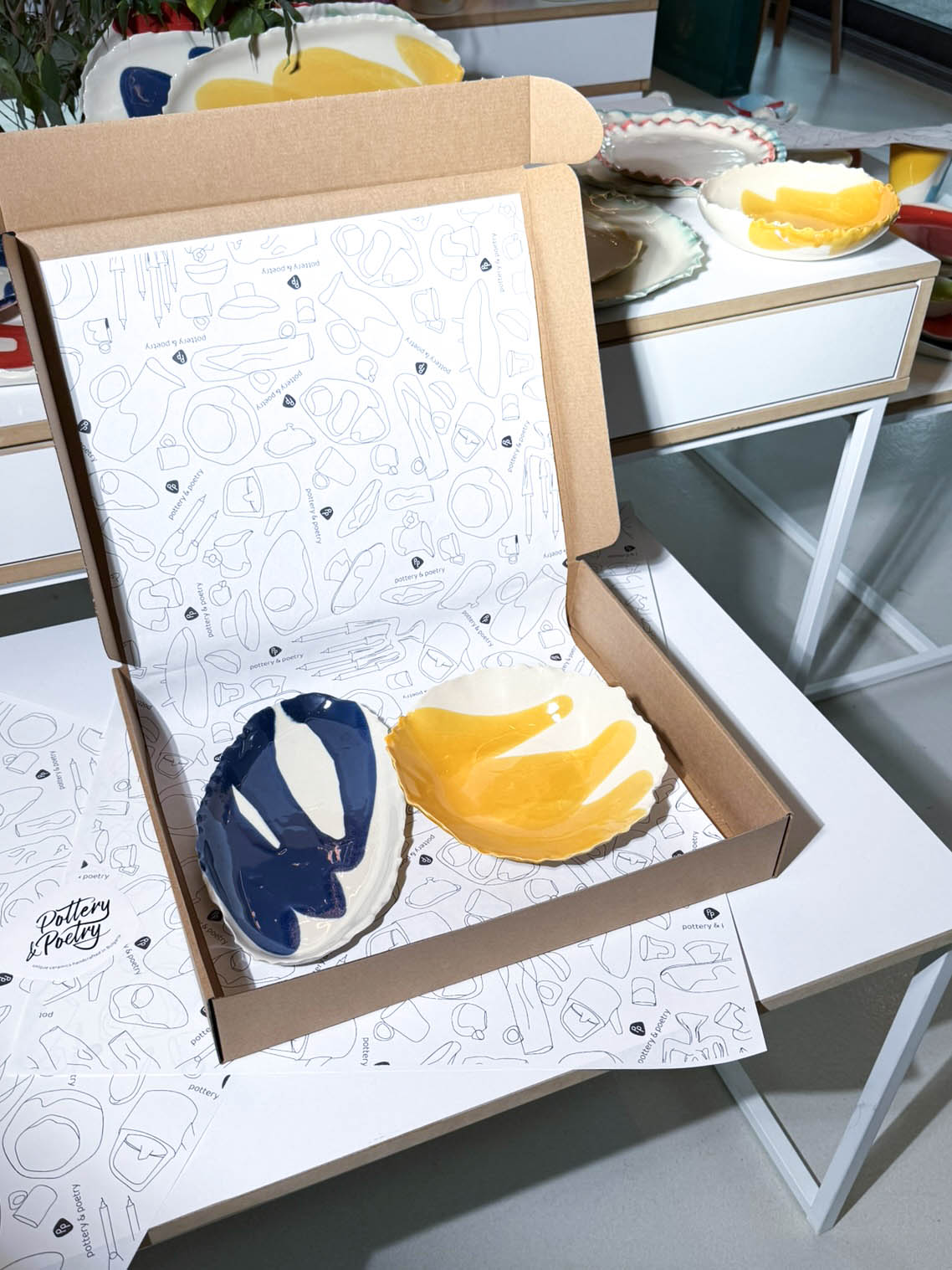 Mystery Box 1 – porcelain tray and a bowl