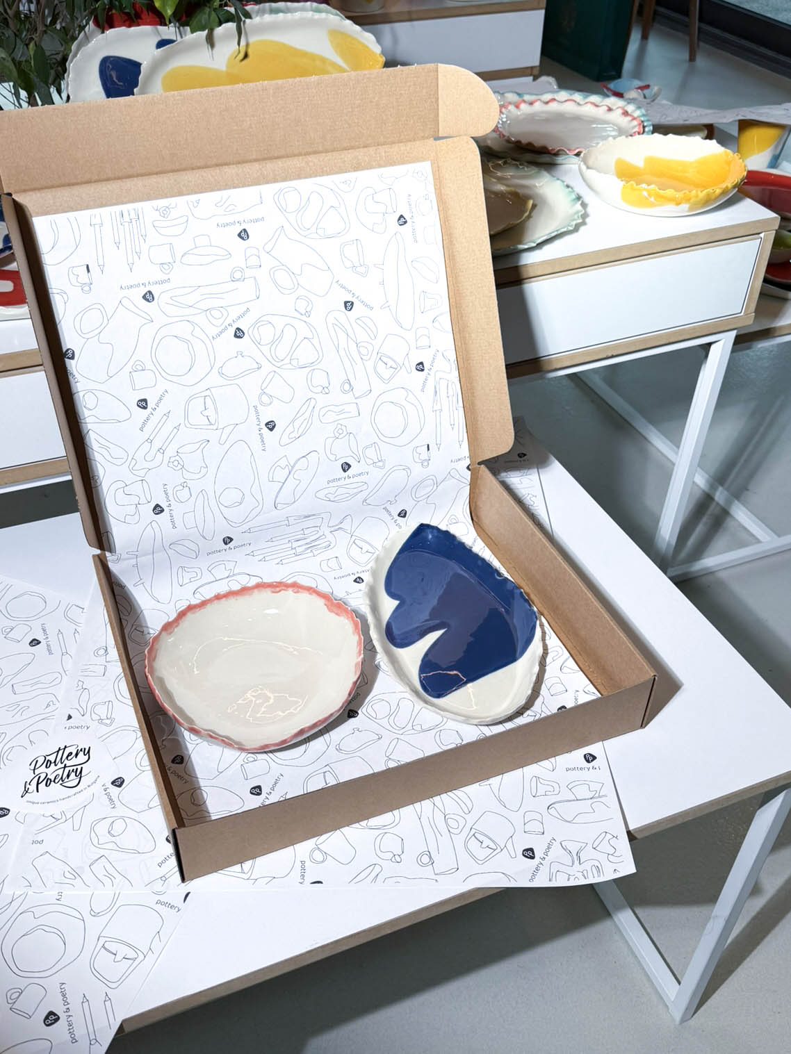 Mystery Box 1 – porcelain tray and a bowl