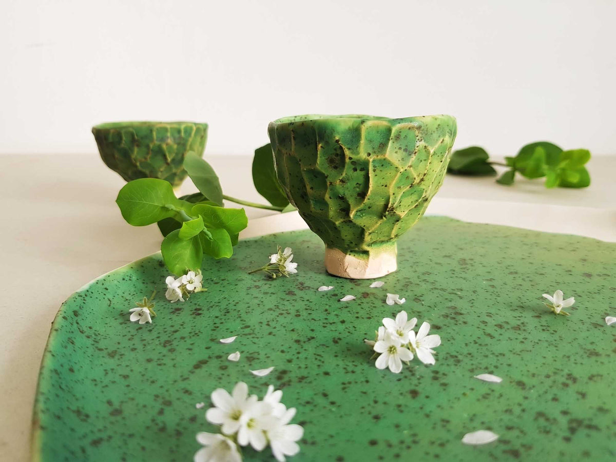 Hand-pinched porcelain specialty coffee cups with green glaze, set of 2 – view 6