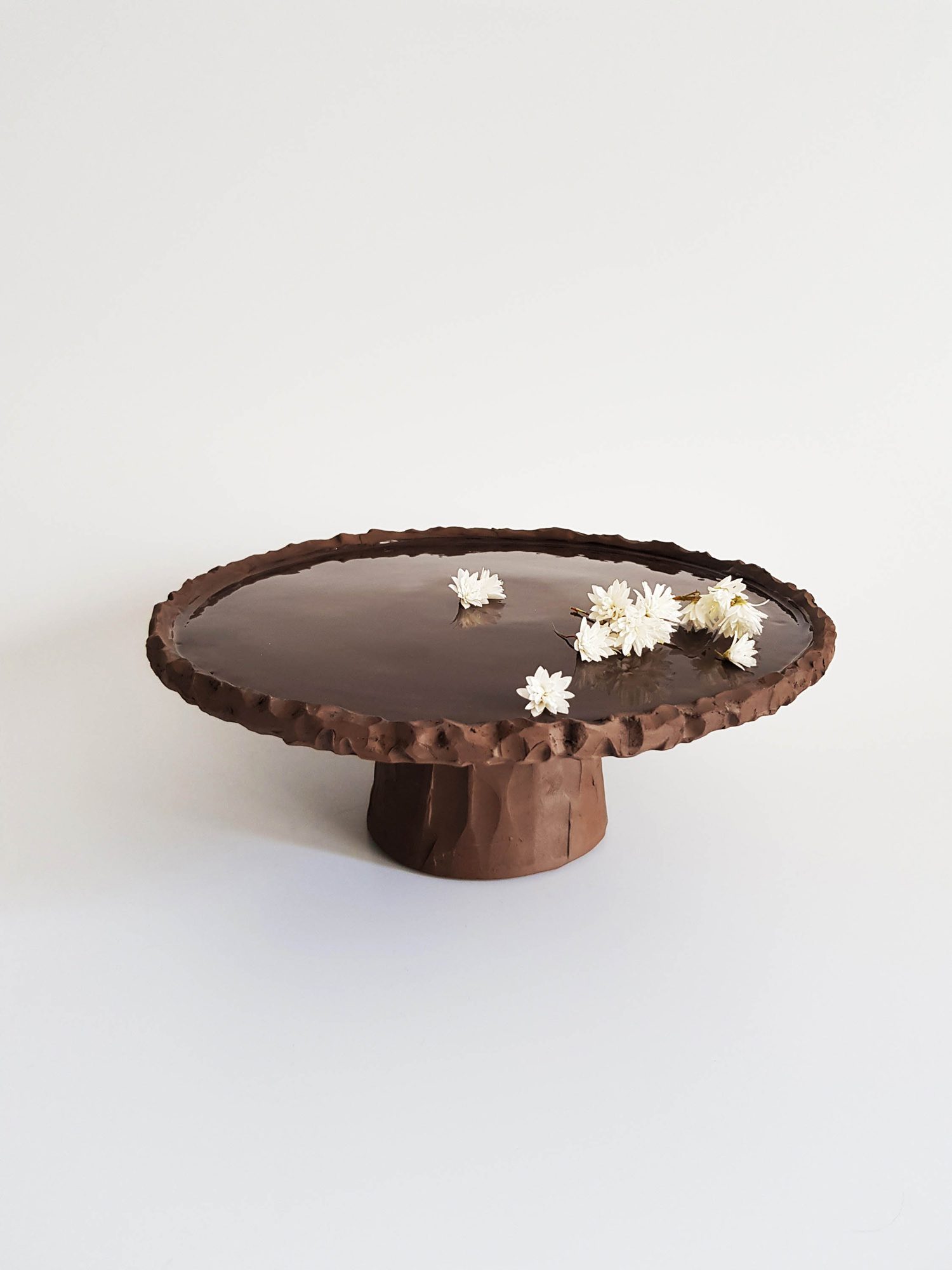 cake stand chocolate